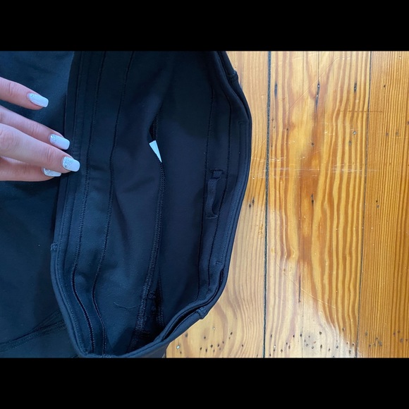 Black lululemon 23” leggings - Picture 5 of 6